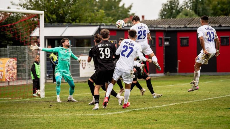 Lenyűgöző átültetést prezentált a KTE Szentlőrincen – nézd meg a videót!