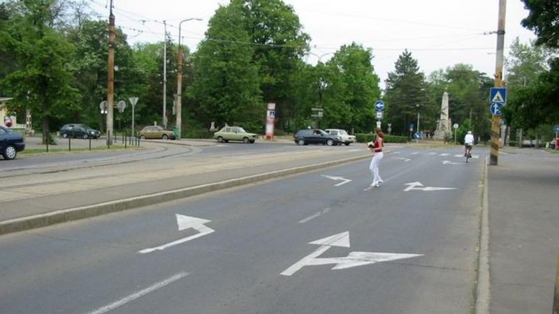KRESZ-teszt gyalogosoknak: Tudod, mikor élvezel elsőbbséget az úton?