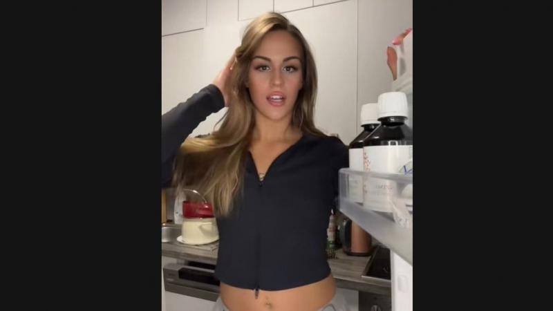 Nyikos Veronika TikTok-videója igazi szenzációt keltett az online térben, szinte lángra lobbantva a közösségi médiát.