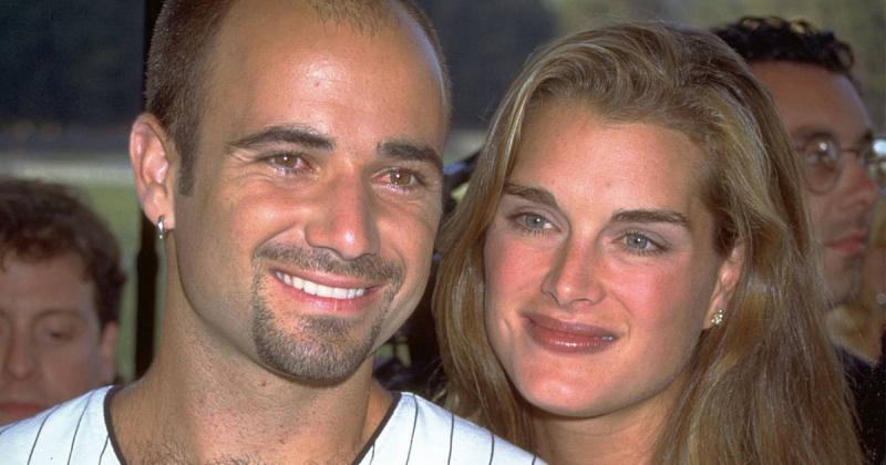 Andre Agassi dühkitörést élt át a Jóbarátok forgatásán, amikor exfelesége, Brooke Shields váratlanul felbukkant, ezzel provokálva a teniszezőt. 