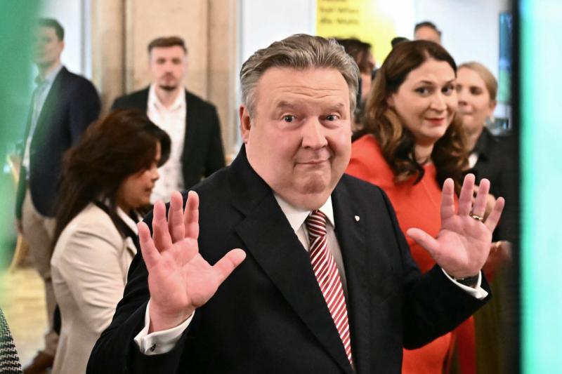 A bécsi választásokon a szociáldemokraták ismételten győzelmet arattak, ám ezzel párhuzamosan a szélsőjobboldali Szabadságpárt is jelentős előrelépést mutatott.
