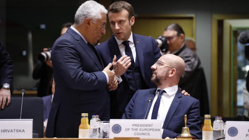 Macron és von der Leyen megpróbálja megszerezni az Egyesült Államok legértékesebb erőforrását.
