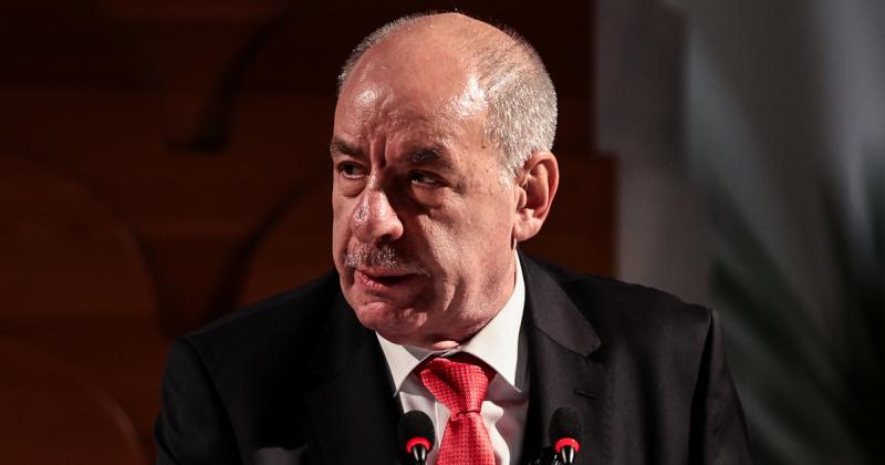 Mozira emlékeztető jelenetekkel keresik a legfőbb ügyész utódját.