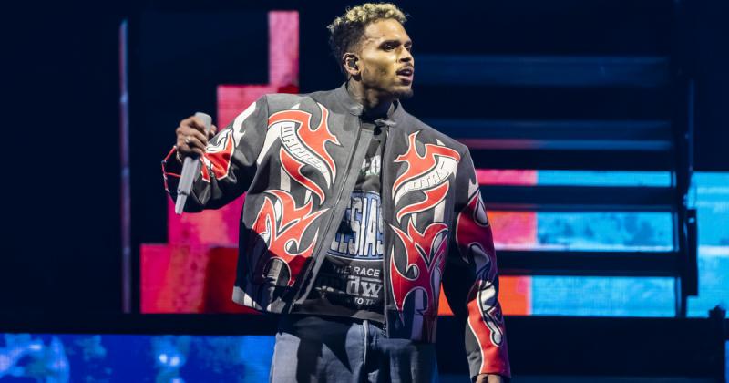 Chris Brownra egy manchesteri exkluzív szállodában csapott le a rendőrség.