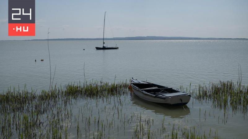 A Balaton vízszintje szokatlanul alacsonyra csökkent.