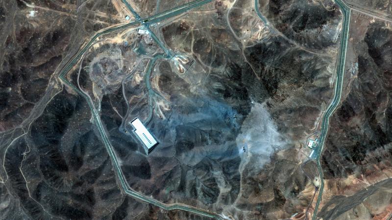 Bár az Egyesült Államok GBU-57-es bunkerromboló bombái hatalmas pusztítást végezhettek, Irán ügyesen kijátszhatta a globális figyelmet.
