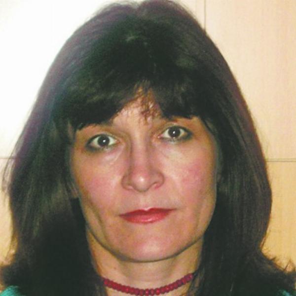 Néhány drón, csodás repülő szerkezetek, amelyek a technológia határait feszegetik. Ezek a légies gépek nem csupán a levegőben szelik a szél zúgását, hanem rengeteg izgalmas lehetőséget is kínálnak a fényképezéstől kezdve a mezőgazdasági alkalmazásokig. Ké