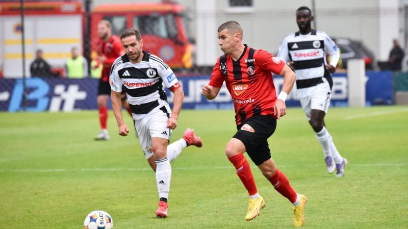 A Csíkszereda történelmi pillanatot élhetett át, hiszen első alkalommal aratták győzelmüket a román élvonalbeli bajnokságban. | M4 Sport