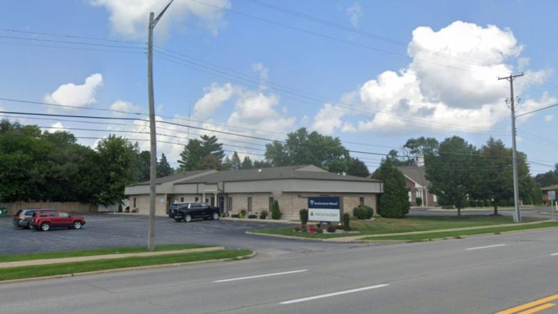 A bank alkalmazottja biztonsági aggodalmakra hívta fel a figyelmet, majd váratlanul túszul ejtette a helyzet.