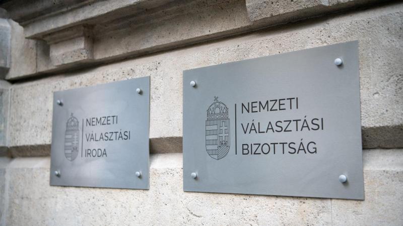 Választások 2026: Anyagi források híján, kötelező képzési program indul a Nemzeti Választási Irodánál.