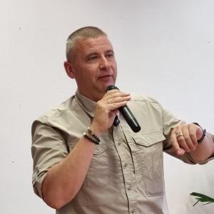 Ruszin-Szendi Romulusz gyanúsítottként került kihallgatásra.