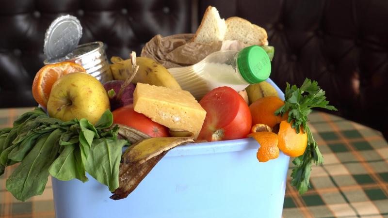 Elképesztő statisztika: tavaly az Európai Unió polgárai átlagosan 130 kilogramm élelmiszert pazaroltak el egy főre jutóan.