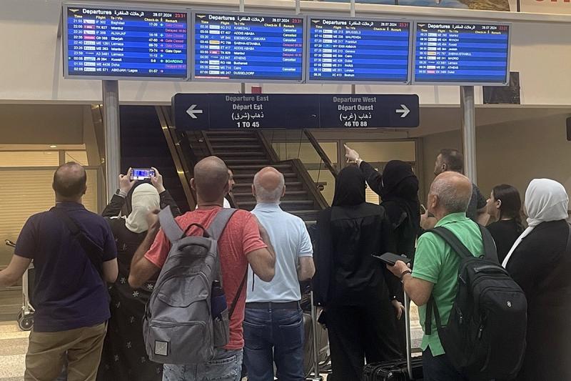 Furcsa és hátborzongató jelenetek bontakoztak ki a titokzatos gépen, melyek mindenkit sokkoltak. A hatóságok döbbenten figyelték, ahogy a rémálom 12 hosszú órán át tartott, feszültséggel telítve a levegőt.