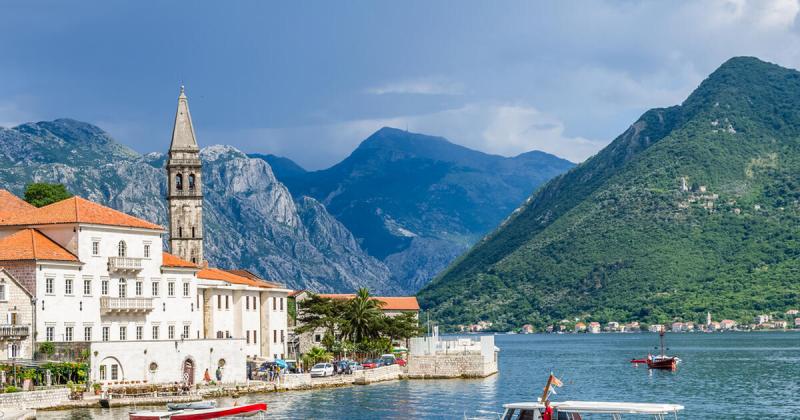 A geopolitikai tényezők hatására felgyorsult az Európai Unióhoz való csatlakozás folyamata.